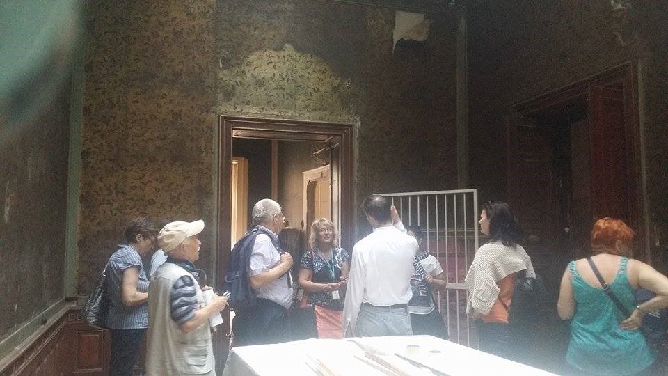 Híres-hírhedt házak és lakóik – avagy séta a belvárosban